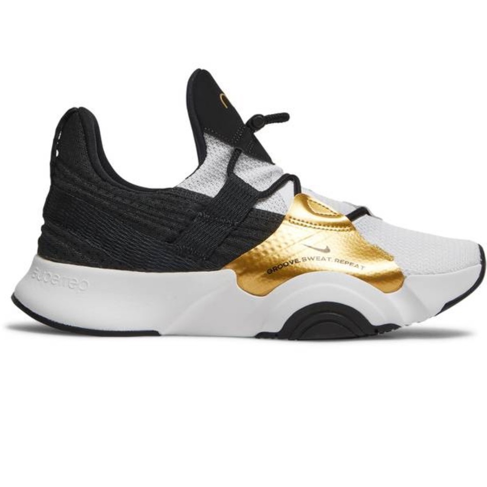 Women’s Nike SuperRep Groove